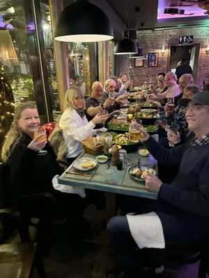 Atmosfære i restauranten